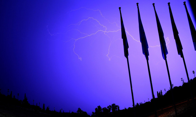 Νέα κακοκαιρία προ των πυλών: Έρχονται καταιγίδες και έντονα φαινόμενα - Αιχμηρός ο Τσατραφύλλιας