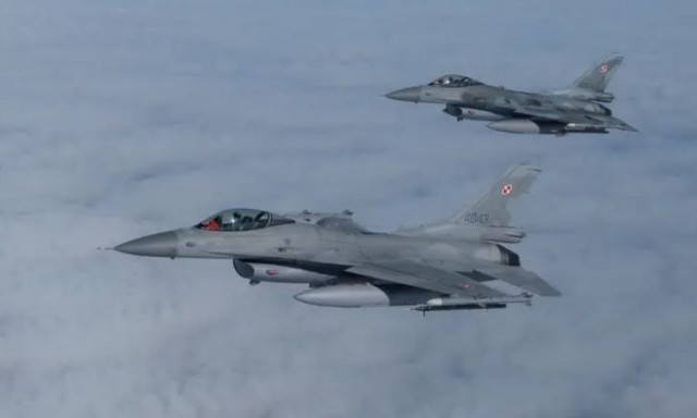 Συναγερμός στο ΝΑΤΟ: «Η Πολωνία έχει καθήκον να καταρρίψει ρωσικούς πυραύλους πάνω από την Ουκρανία»