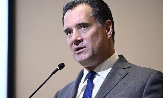 Άδωνις: Το ΕΣΥ κατέρρεε όταν πέθαινε η μάνα μου σε καρέκλα και της έφερνα κουβέρτα