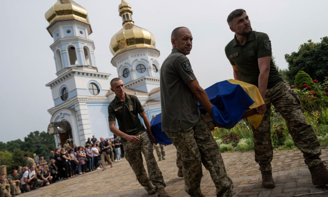 Πόλεμος στην Ουκρανία: 53 οι νεκροί από την ρωσική πυραυλική επίθεση στην Πολτάβα