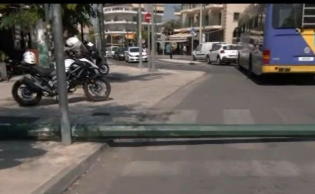 Νέα Φιλαδέλφεια: Τραγική ιστορία - Η 14χρονη που της έπεσε η κολώνα του τρόλεϊ φιλοξενείται σε δομή