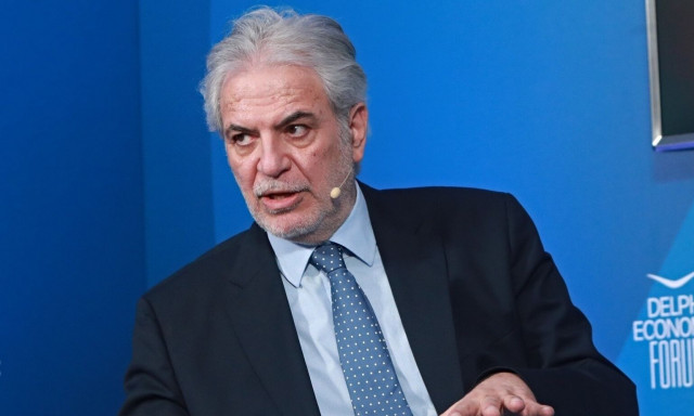 Minister Stylianides meets Hong Kong transport secretary to discuss maritime cooperation