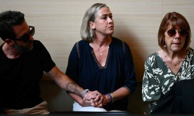 Yπόθεση Πελικό: «Ο πατέρας σου με νάρκωνε για να με βιάζουν» - Λύγισε η κόρη του ζεύγους