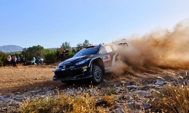 ΕΚΟ Ράλλυ Ακρόπολις: Neuville και Sordo κρατούν το «1-2» για την Hyundai!