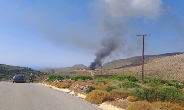 Φωτιά στον XYTΥ Κυθήρων – Άμεση κινητοποίηση της Πυροσβεστικής