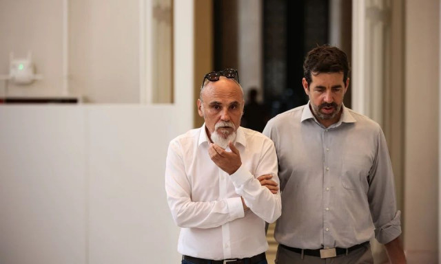 ΣΥΡΙΖΑ: Παραιτήθηκε ο διευθυντής του γραφείου Τύπου, Μπάμπης Παπαδάκης