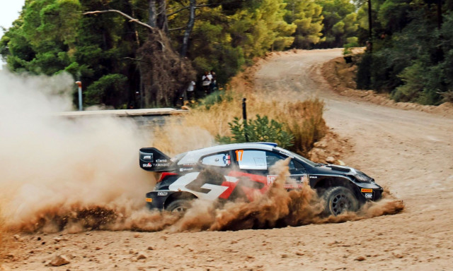 ΕΚΟ Ράλλυ Ακρόπολις: O Ogier έχει πάρει «φωτιά»!