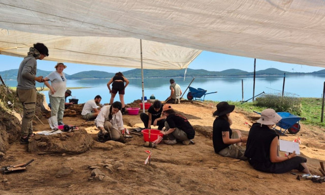 Υπουργείο Πολιτισμού: Ολοκληρώθηκε η τρίτη ανασκαφική περίοδος στη λίμνη Πλαστήρα - Σπάνια ευρήματα