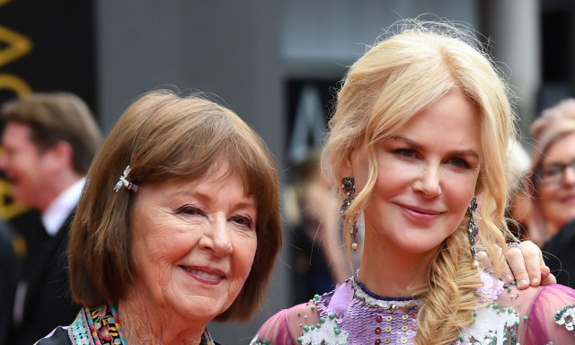 Νικόλ Κίντμαν: Η συγκινητική εξομολόγηση για την μητέρα της - Πέθανε λίγο πριν βραβευτεί (video)