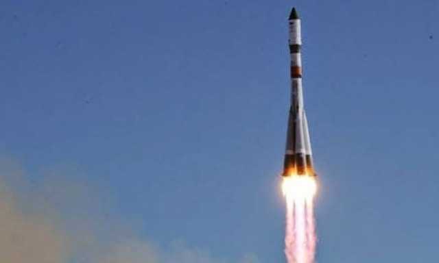 «Σοβαρή κλιμάκωση» η παράδοση βαλλιστικών πυραύλων από το Ιράν στη Ρωσία