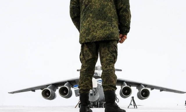 Ο Πούτιν «απαντά» στη Δύση με τη μεγαλύτερη κοινή στρατιωτική άσκηση με την Κίνα