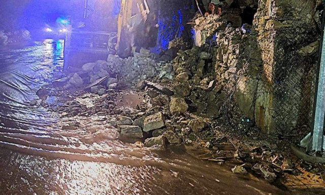 Κακοκαιρία Atena: Προβλήματα στη Ζάκυνθο από τα ακραία φαινόμενα - Πού θα χτυπήσει τις επόμενες ώρες