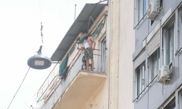 Αχαρνών: Σε άθλιες συνθήκες διαβίωνε ο 30χρονος Παλαιστίνιος - Τι βρέθηκε στο διαμέρισμά του