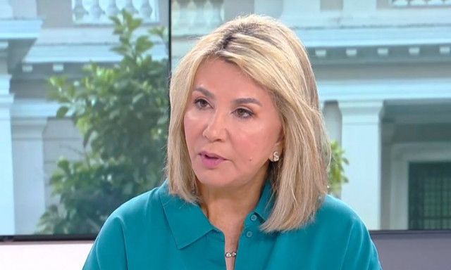 Ζέττα Μακρή: Δεν θα πάρουμε πίσω τις συγχωνεύσεις τμημάτων στα σχολεία λόγω αντιδράσεων