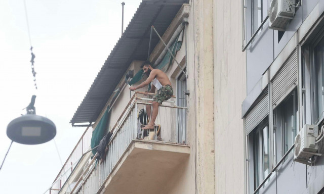 Αχαρνών - Μαρτυρία γείτονα: Ο 30χρονος φώναζε «Αλλάχ Άκμπαρ»