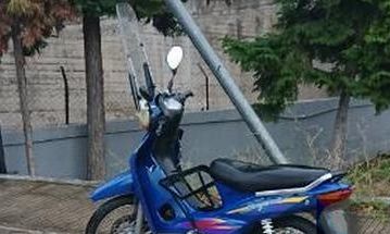 Τροχαίο στη Λαμία: Τραυματισμός ντελιβερά μετά από σύγκρουση με αυτοκίνητο