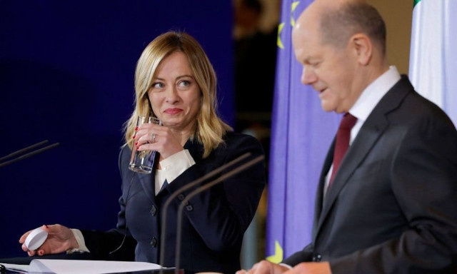 Πώς η ιταλική UniCredit έπιασε στον ύπνο το Βερολίνο – Με τη πλάτη στον τοίχο ο Σολτς