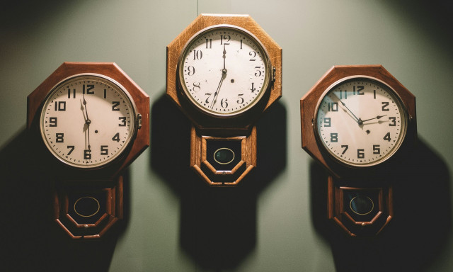 Αλλαγή ώρας 2024: Πότε θα γυρίσουμε τα ρολόγια μία ώρα πίσω
