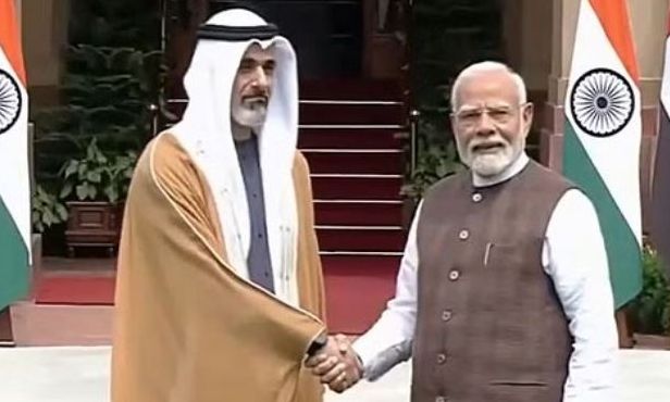 Η Ινδία και τα Ηνωμένα Αραβικά Εμιράτα υπογράφουν μνημόνια συμφωνίας για το πετρέλαιο