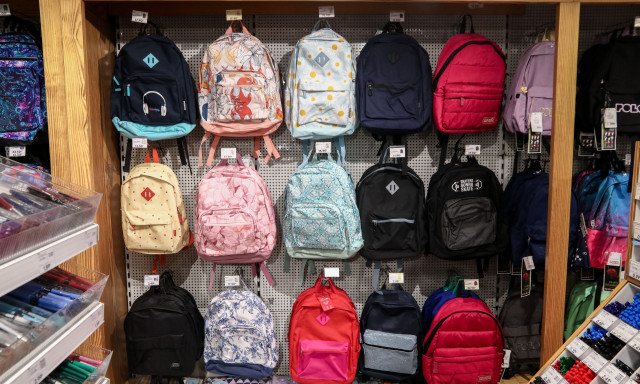 Σε ισχύ το «Καλάθι του Μαθητή» - Ποια σχολικά προϊόντα περιλαμβάνει