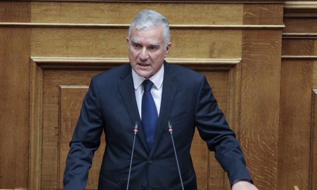 Πέθανε η μητέρα του Μανούσου Βολουδάκη: Έφυγε από τη ζωή ένα χρόνο μετά την απώλεια του γιου της