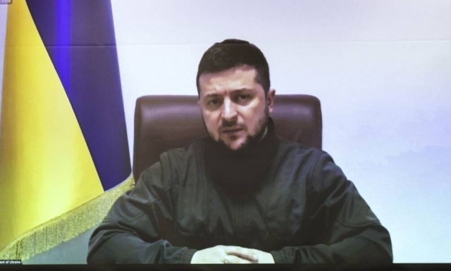 Ο Ζελένσκι τα βάζει με τη Δύση: «Βοηθούν το Ισραήλ στις καταρρίψεις πυραύλων, αλλά όχι εμάς»