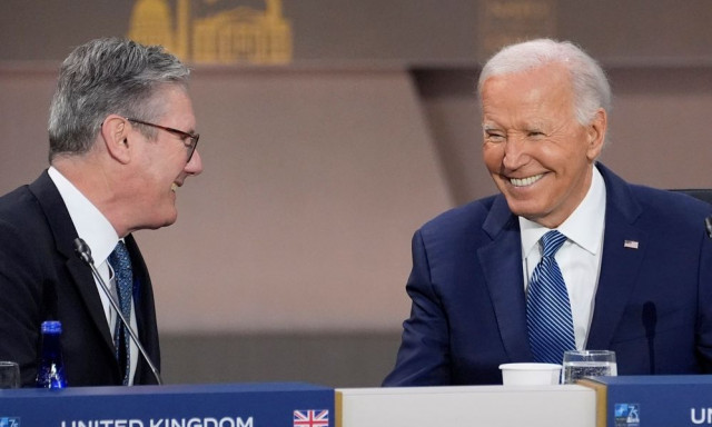 Νέες κυρώσεις των ΗΠΑ κατά της Ρωσίας - Τι  συμφώνησαν Μπάιντεν - Στάρμερ στον Λευκό Οίκο