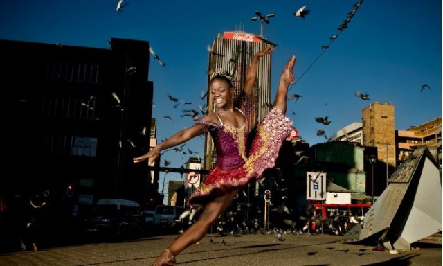 Θρήνος για τη Mιχαέλα Ντε Πρινς: «Έσβησε» στα 29 της - Από ορφανό του πολέμου, κορυφαία μπαλαρίνα