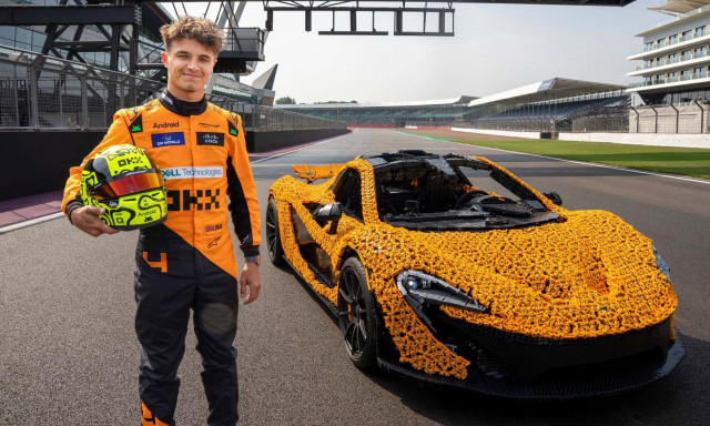 Δείτε τον Lando Norris να οδηγεί μία McLaren P1 από Lego (video)