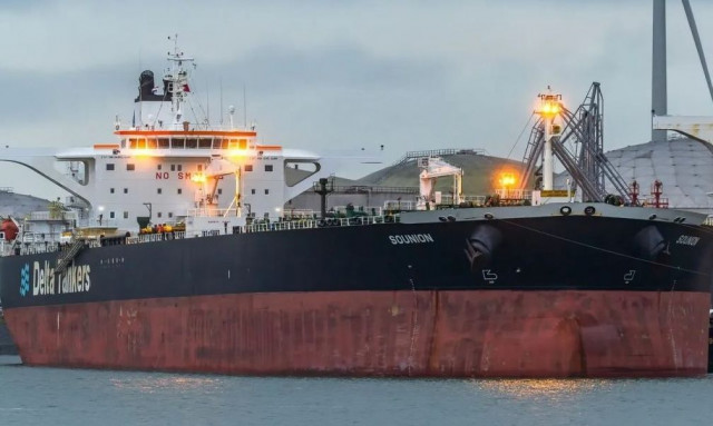 Ξεκίνησε η ρυμούλκηση του ελληνόκτητου δεξαμενόπλοιου «Sounion»