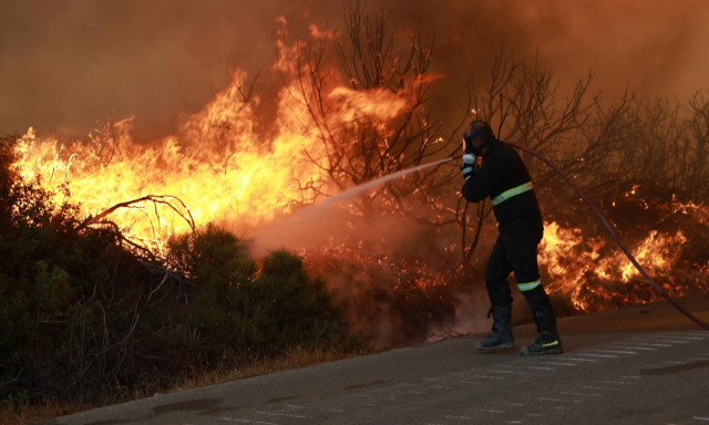 Υψηλός κίνδυνος πυρκαγιάς αύριο Κυριακή σε 16 περιοχές - Δείτε τον χάρτη πρόβλεψης