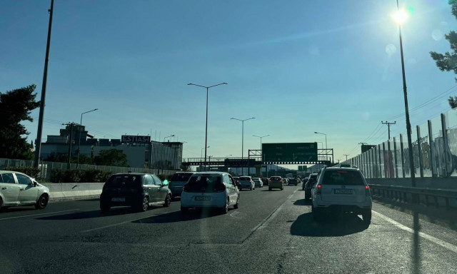 Κίνηση τώρα: Μποτιλιάρισμα στον Κηφισό