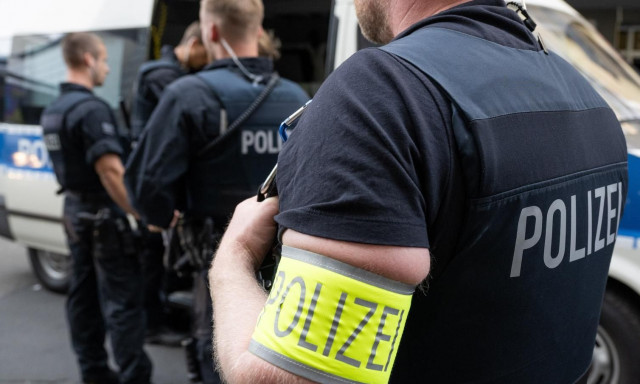 Κλείνει τα σύνορα απόψε στους μετανάστες η Γερμανία