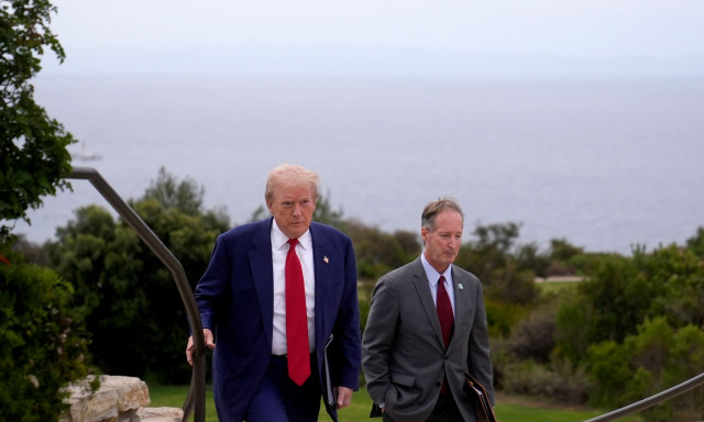 ΗΠΑ: Το FBI ανακοίνωσε ότι ερευνά «φερόμενη απόπειρα δολοφονίας κατά του πρώην προέδρου Τραμπ»