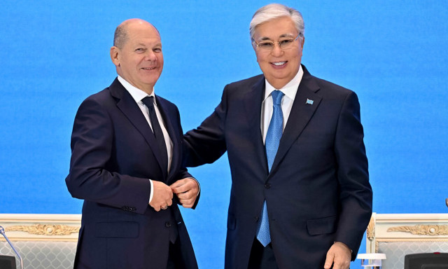 Προειδοποίηση σε Σολτς: Κλιμάκωση του πολέμου με τη Ρωσία «θα οδηγήσει σε ανεπανόρθωτες συνέπειες»