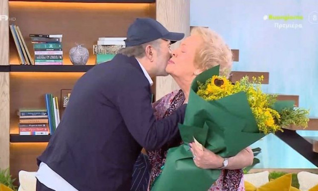 Λάκης Λαζόπουλος: «Πάγωσε» με το πρόσωπο που εισέβαλε στο πλατό - «Ο Χριστός και η Παναγία»