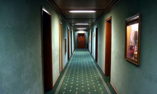 Ηράκλειο: Νεκρός βρέθηκε 32χρονος τουρίστας σε ξενοδοχείο - Κρεμάστηκε με πετσέτα