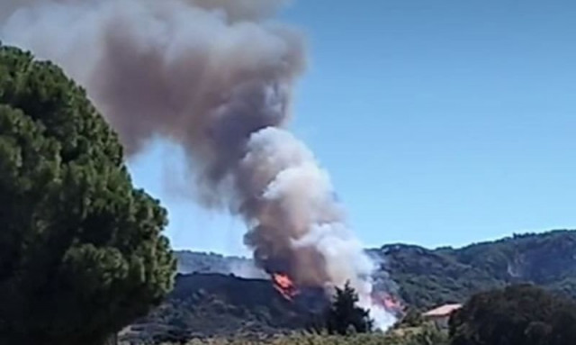 Ρόδος: Καλύτερη εικόνα από τη φωτιά στα Μαριτσά – Ενισχύθηκαν οι δυνάμεις