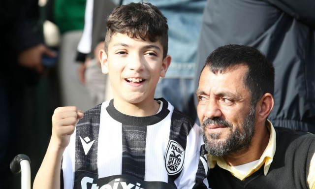 Ο μικρός Γιαννάκης έκανε τα πρώτα του βήματα - «Θα τα καταφέρω, θα βγω νικητής»