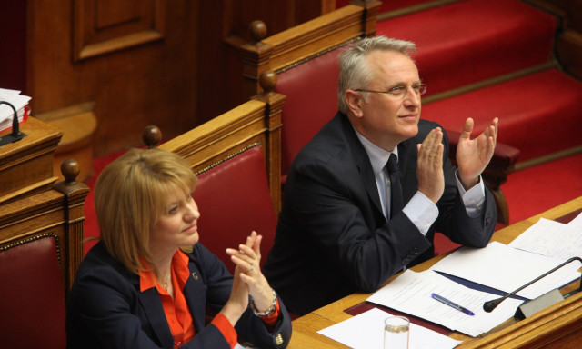 Αγριεύει η κόντρα Ραγκούση - Τζάκρη: «Πόλεμος» δηλώσεων και ανακοινώσεων με αιχμές και αποκαλύψεις