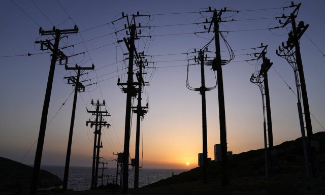 Διακοπές ρεύματος την Παρασκευή, το Σάββατο και την Κυριακή στην Αττική - Δείτε τις περιοχές