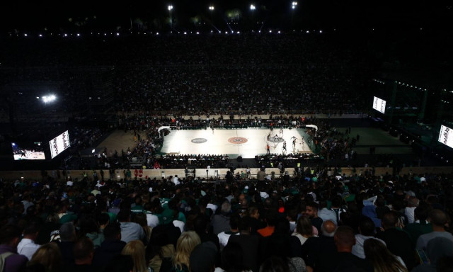 Ο Παναθηναϊκός, ο κόσμος του και η Αθήνα έγραψαν ιστορία - Ρεκόρ με 42.000 κόσμο στο Καλλιμάρμαρο