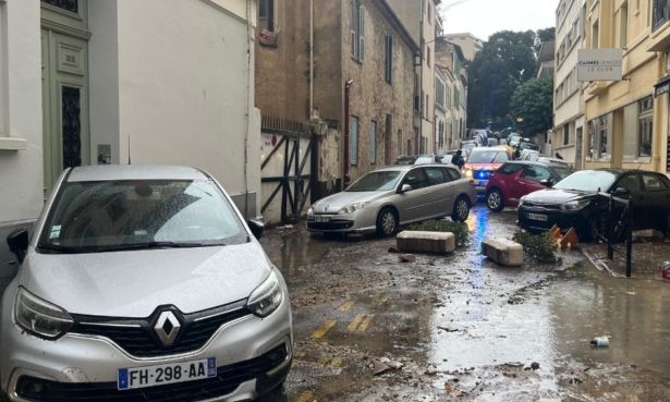 Πλημμύρισαν οι Κάννες - Πρωτοφανείς εικόνες