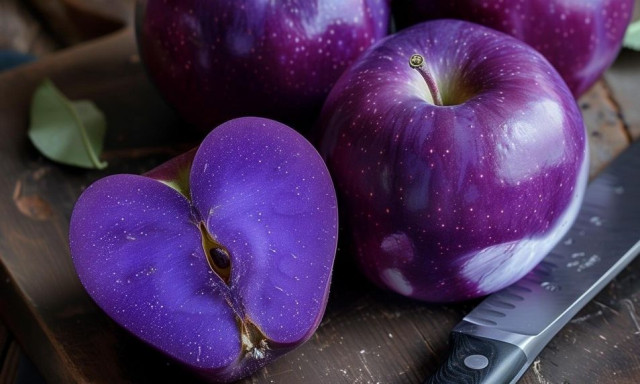 Καναδάς: Χαμός στο διαδίκτυο με τα viral μωβ μήλα