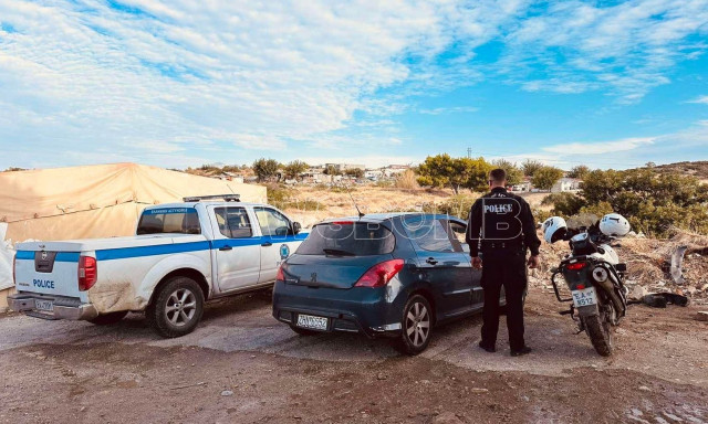 Μεγάλη αστυνομική επιχείρηση σε καταυλισμό Ρομά και στα Σπάτα