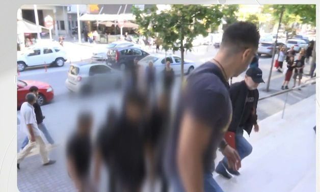 Θεσσαλονίκη: Θύμα ξυλοδαρμού 16χρονος - «Τον κορόιδευαν, τον έλεγαν φλούφλη», λέει ο πατέρας του