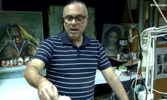 Έδεσσα: Ο άνδρας που ζωγραφίζει με λιωμένο κερί - Η τέχνη που έχει βαθιά τις ρίζες της στο 2ο π.Χ.
