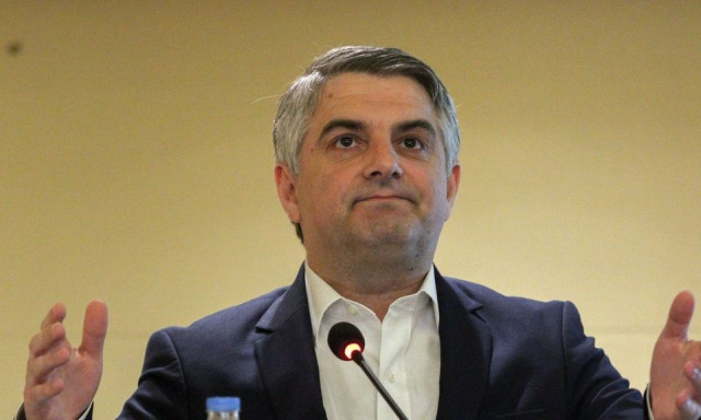 ΠΑΣΟΚ: O Κωνσταντινόπουλος κάλεσε τη Διαμαντοπούλου να σταματήσει τα παλιά κόλπα