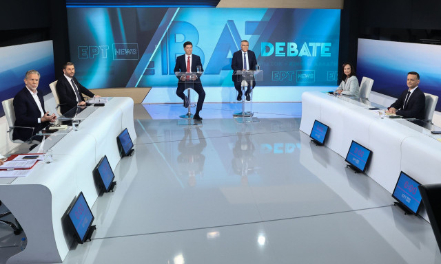 PASOK leadership debate: Candidates spar over party's future