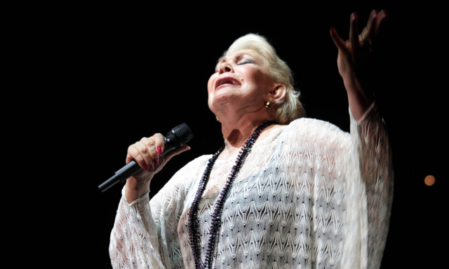 Μαρινέλλα: Παραμένει κρίσιμη η κατάσταση της υγείας της - Το νέο ιατρικό ανακοινωθέν